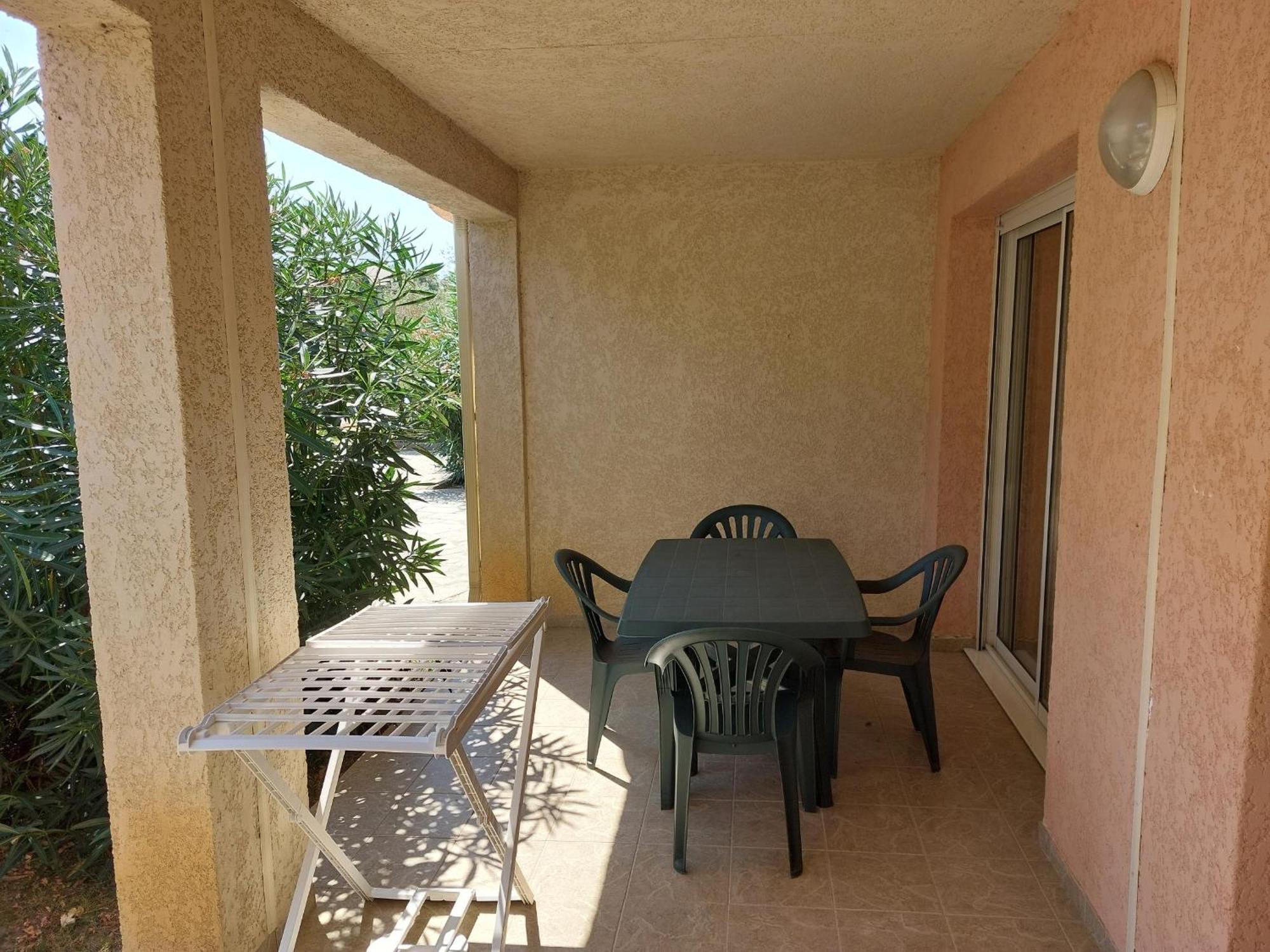 Nouvel Location D'Un Bel Appart T2 Climatise Et Meuble Au Rdch Avec Piscine Dans Residence Les Melody Santa-Maria-Poggio  Exterior foto